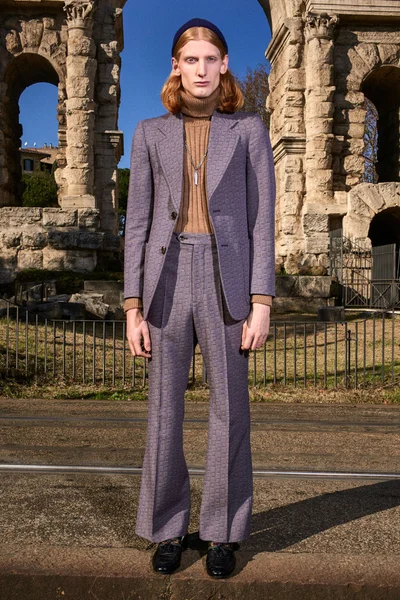 Look 1